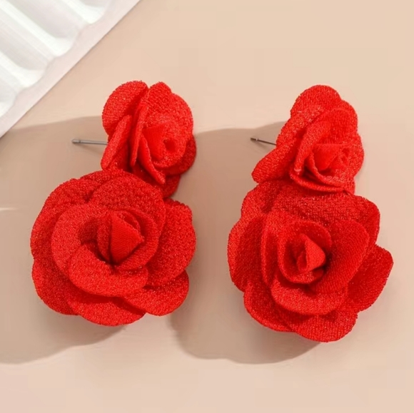 NIP Rose Fabric Dangle Earrings - Picture 5 of 7